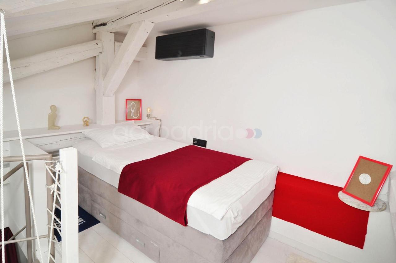 Beachfront Deluxe B&B Makarska Extérieur photo